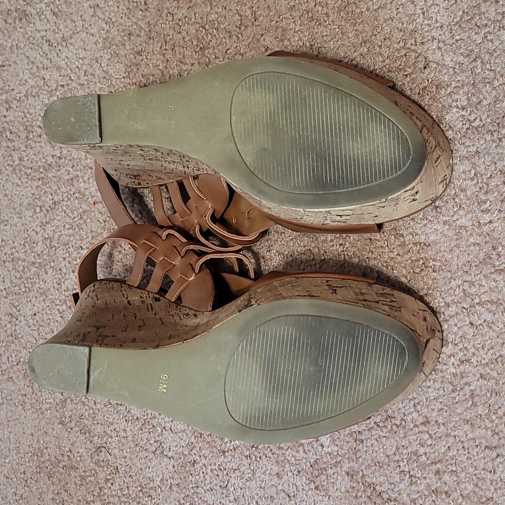 Sandals - Picture 4 of 8